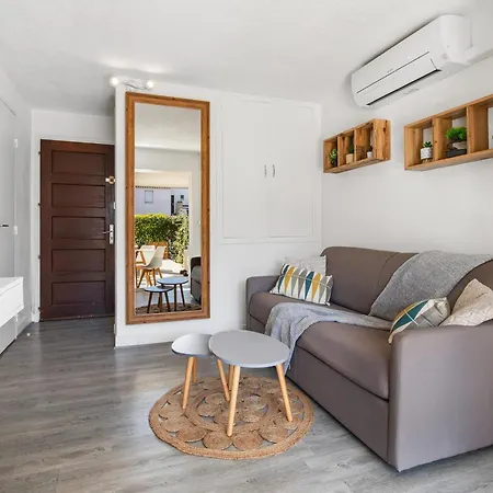 Semesterbostad Eleuthera Sun Quiet Ground-floor With Terrace And Pool Nearby *