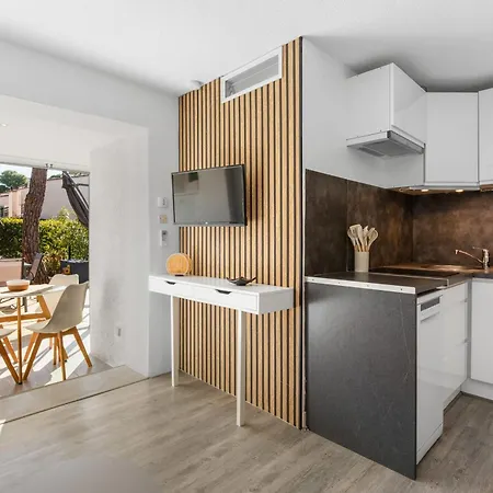 Eleuthera Sun Quiet Ground-floor With Terrace And Pool Nearby * Agde