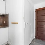 펜션 Eleuthera Sun Quiet Ground-floor With Terrace And Pool Nearby 아그