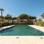 Eleuthera Sun Quiet Ground-floor With Terrace And Pool Nearby