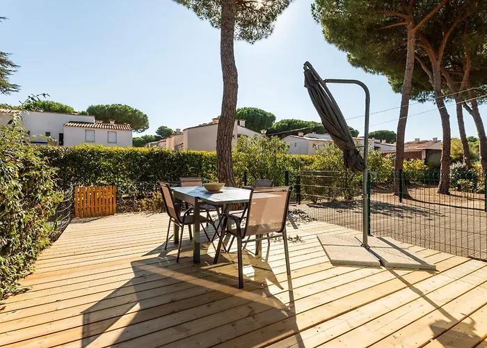 Holiday home Eleuthera Sun Quiet Ground-floor With Terrace And Pool Nearby