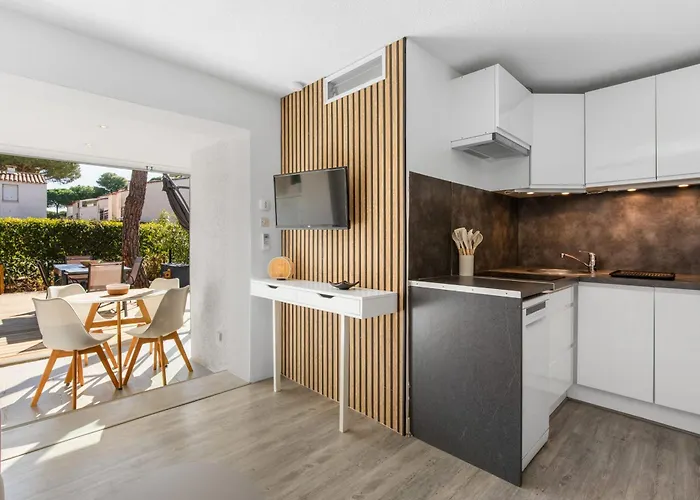 Eleuthera Sun Quiet Ground-floor With Terrace And Pool Nearby * Agde