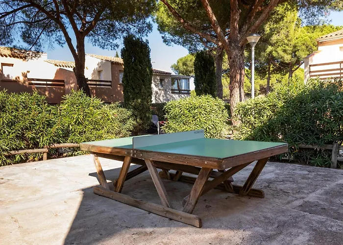 Semesterbostad Eleuthera Sun Quiet Ground-floor With Terrace And Pool Nearby